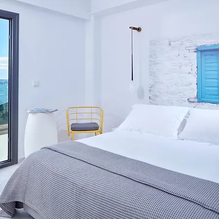 Icon Apartment *